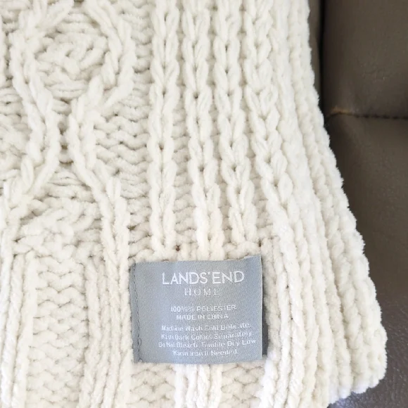 Lands' End Cream Cable Knit Throw 4x6 - Picture 2 of 4